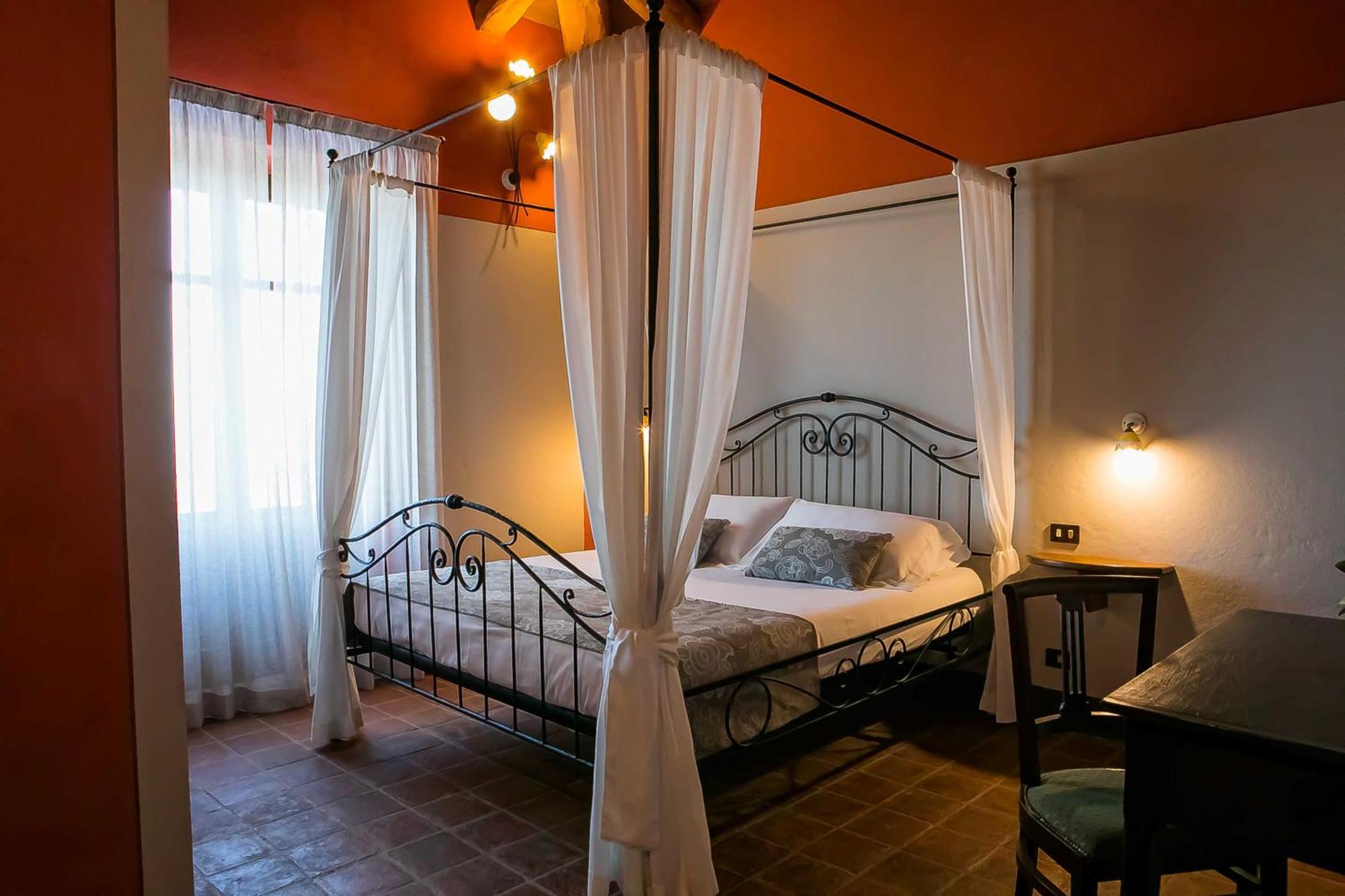 Agriturismo La Torricella Monforte D'Alba Ngoại thất bức ảnh